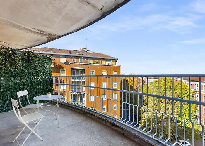 Centrale-duomo 10min - La Dolce - Metro Loreto 4min *